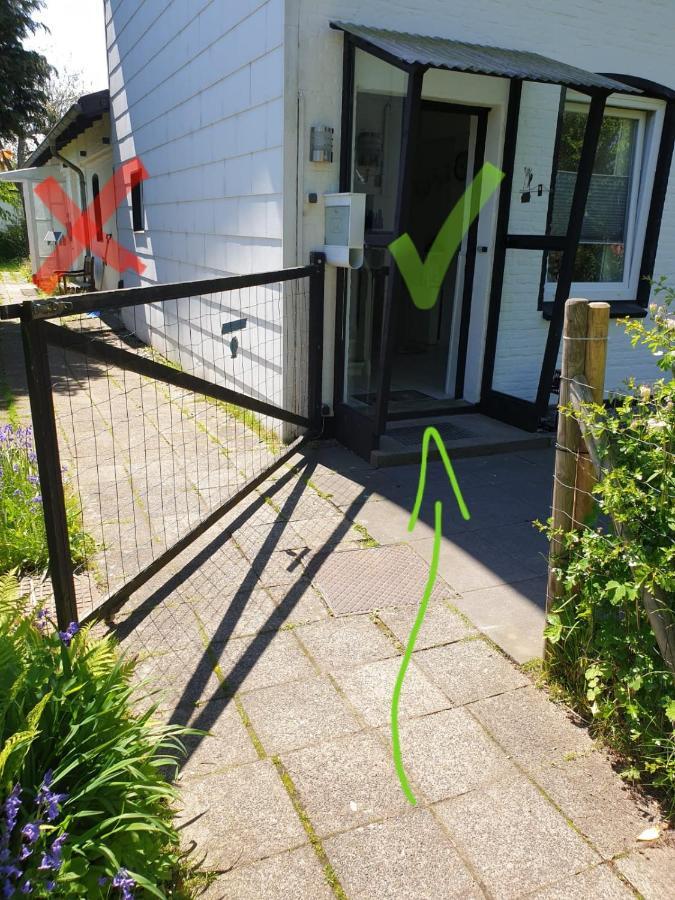 Haushälfte mit Garten und Terrasse Achtung aktuell Baustelle in der Straße Flensburg Exterior foto
